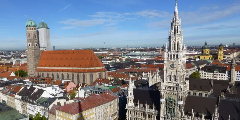 Gesetzliche Feiertage in Bayern 2025 - Feiertag.info